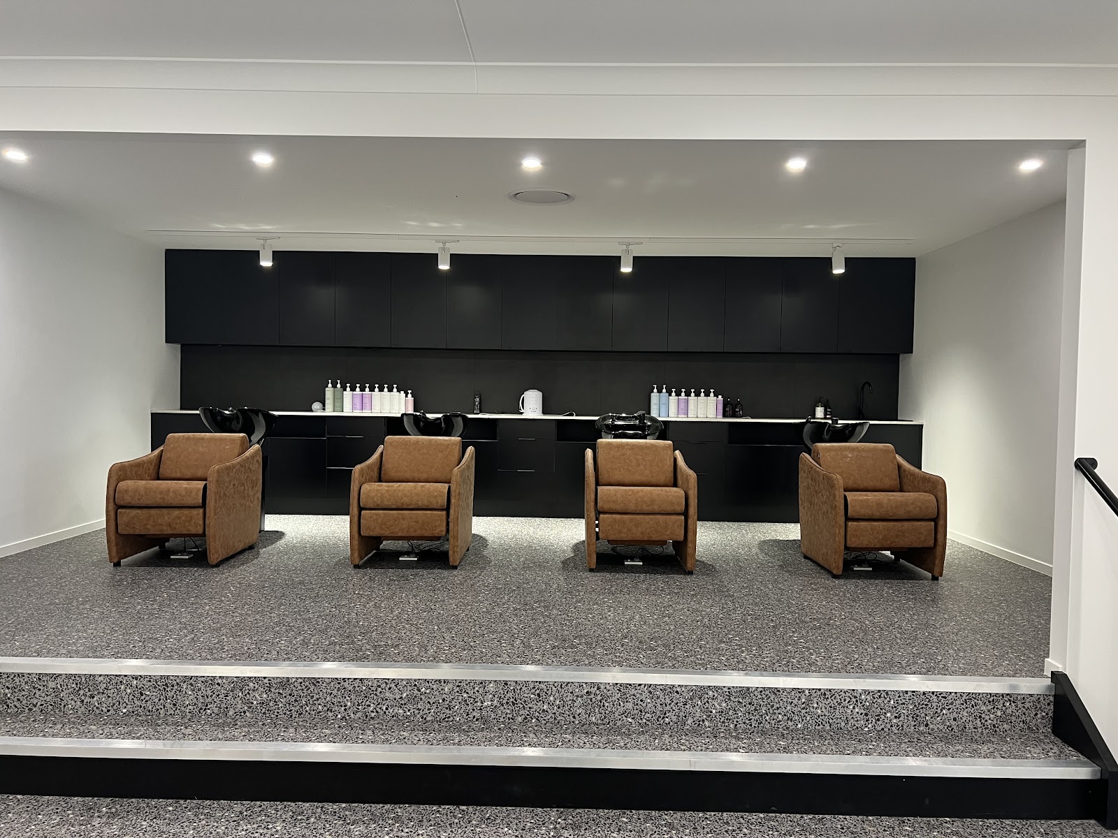 Pure Shine Hair Design