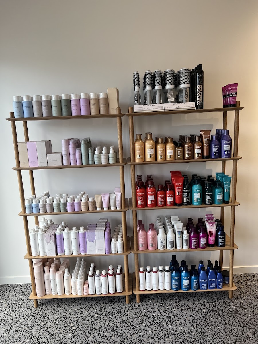 Pure Shine Hair Design