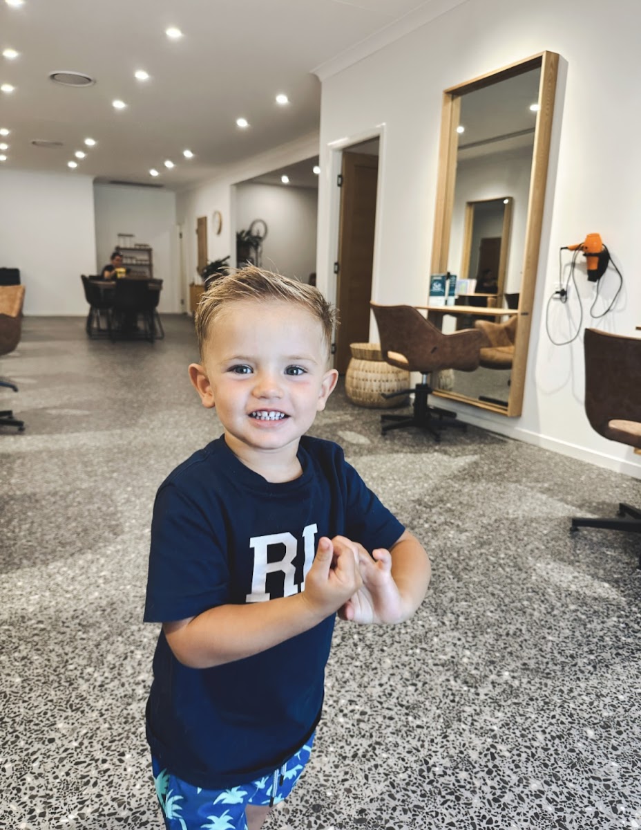 Pure Shine Hair Design